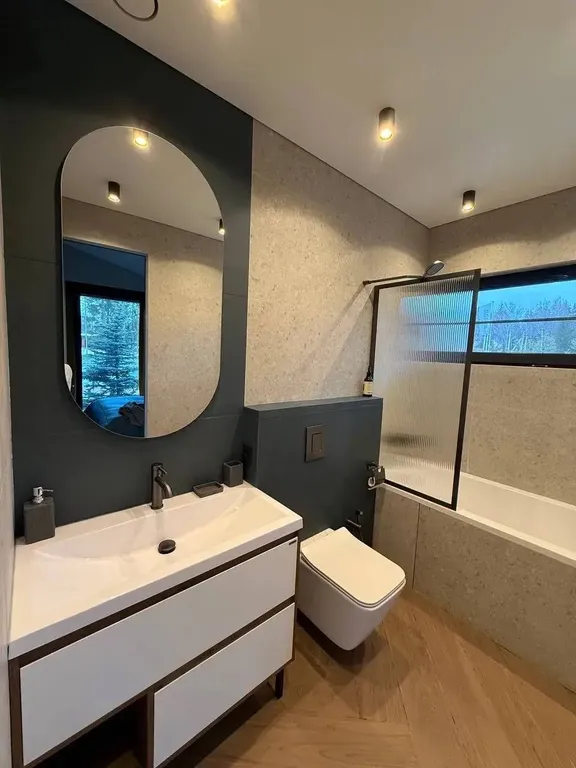 Премиальный дом с видом на лес и пруд в поселке года Ели estate