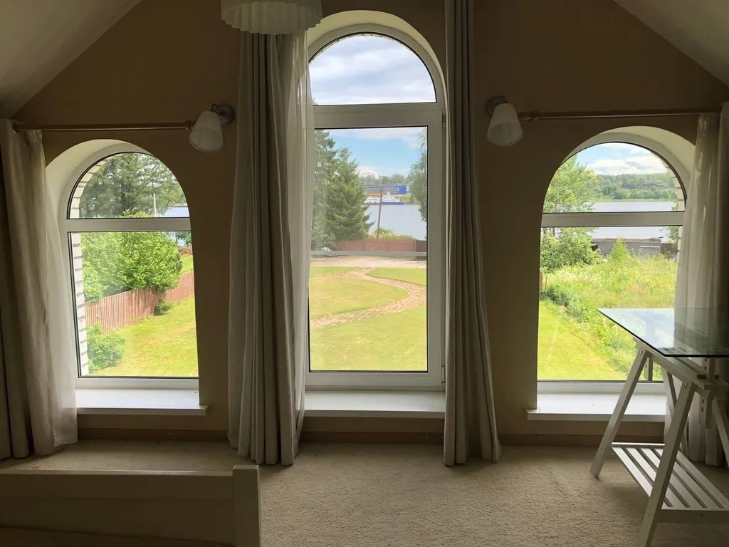 Коттедж Дом на берегу Невы — им. Морозова