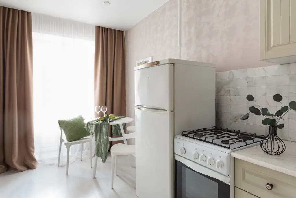 1-к у ТЦ ЛУЧ и ТЦ Форум