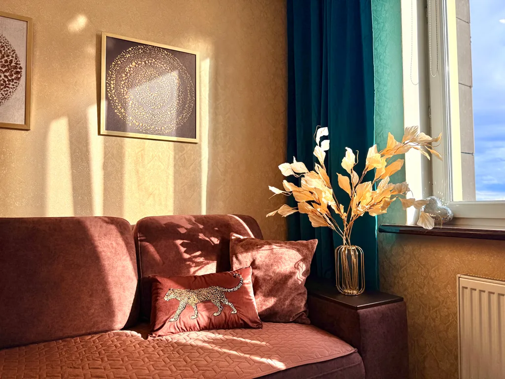 Дизайнерская евро-2-комнатная квартира с рабочей зоной