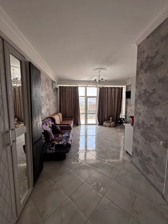 Просторная студия у моря