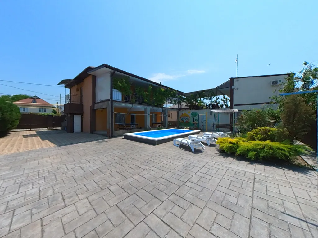 Квартира студия с террасой