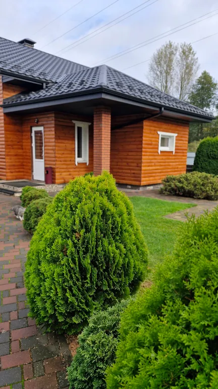 Дом с баней и парковкой