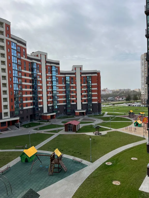 Красивая квартира в новостройке недалеко от центра