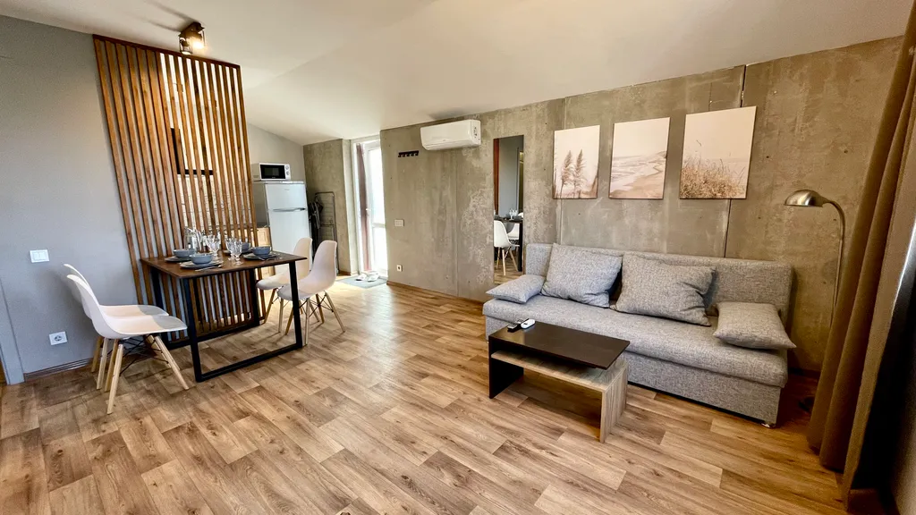 Двухкомнатные апартаменты в 5 минутах от моря