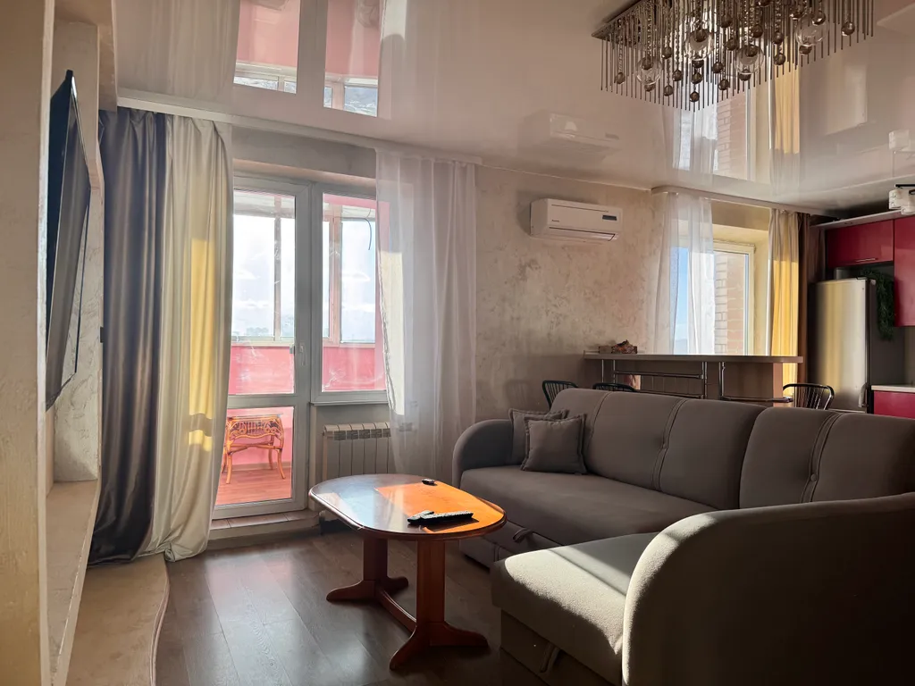 Просторная квартира с видом на Китай на самой набережной