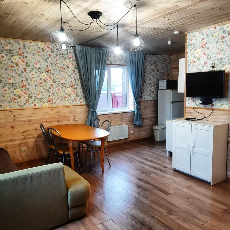 Коттедж с сауной у озера Удача — аренда посуточно в Остров