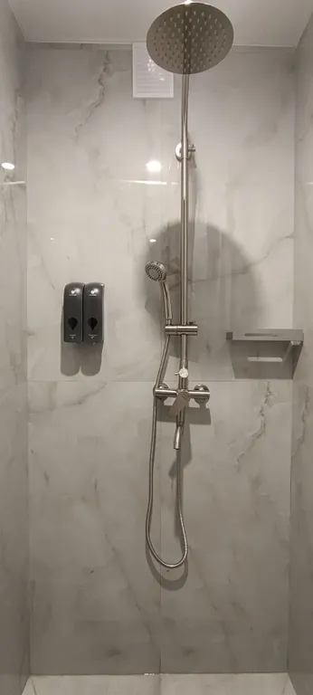 Стильные апартаменты в центре города Синий акцент