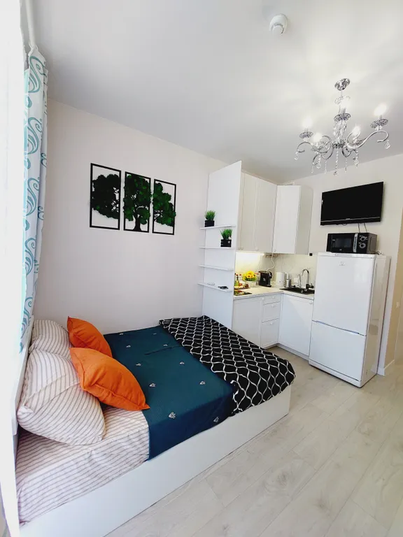 Студия с бассейнами в ЖК Кипарис