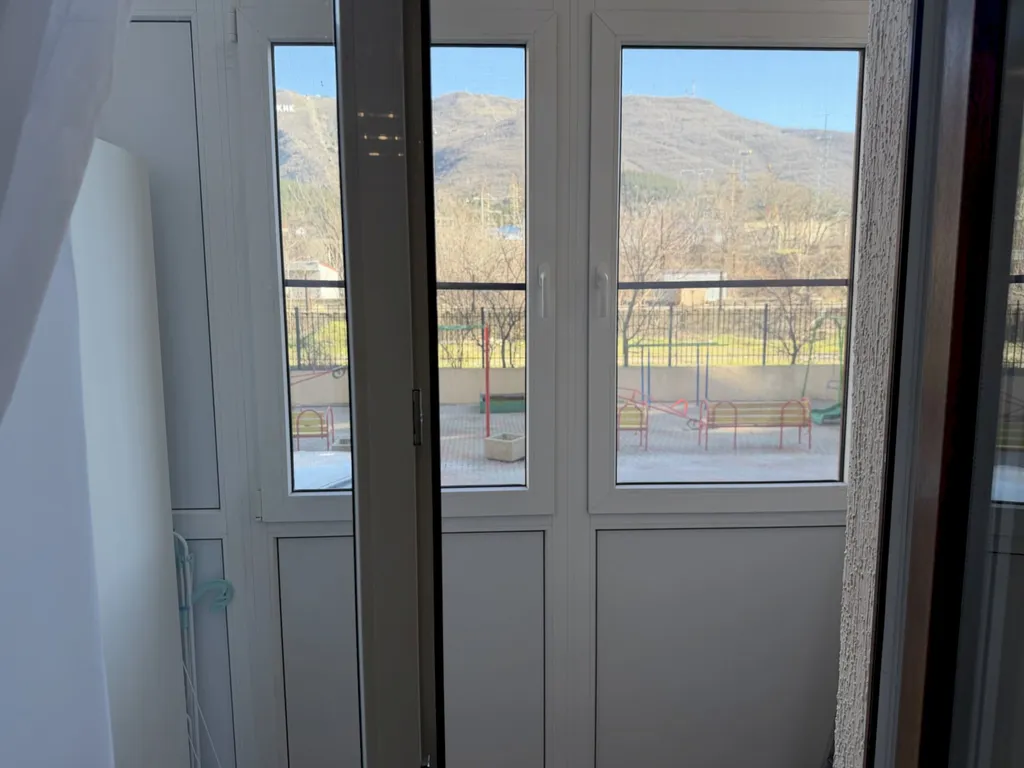 Квартира Квартира с балконом и видом на горы в центре - 11 мин до моря — Геленджик