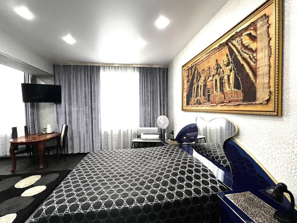 Студия люкс в центре Ангарска, Район Площадь, Администрация города