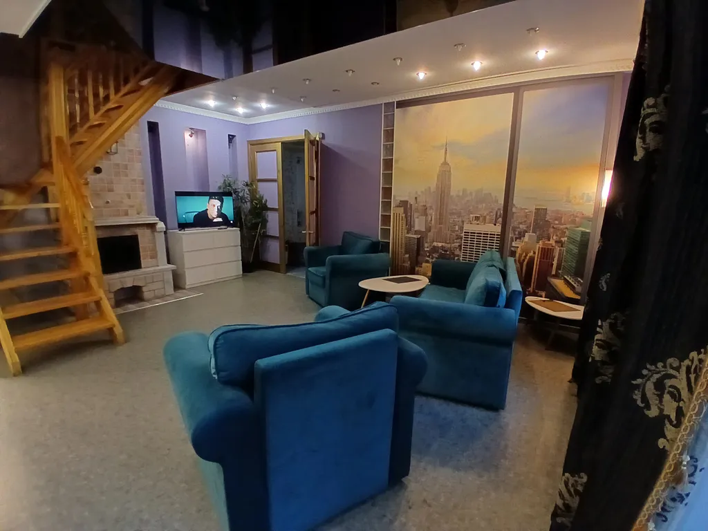 Атмосферная двухуровневая квартира с сауной