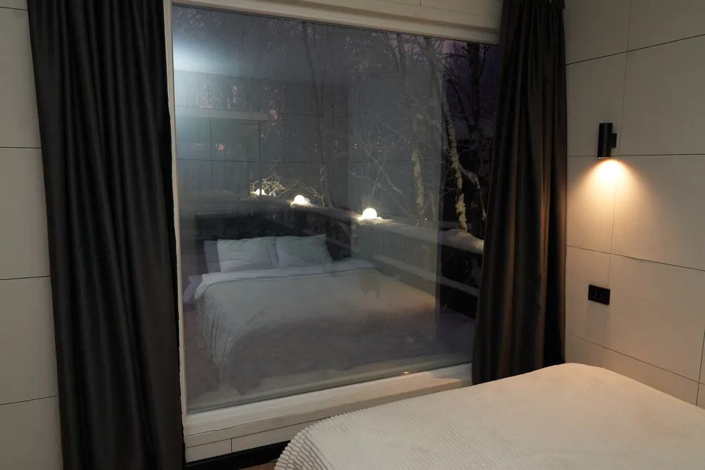 Двухкомнатный домик с купелью в 6 километрах от Мурманска, 17 километров от аэропорта