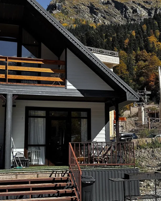 Коттедж с апартаментами DEMAAR Dombay — аренда посуточно в Домбай