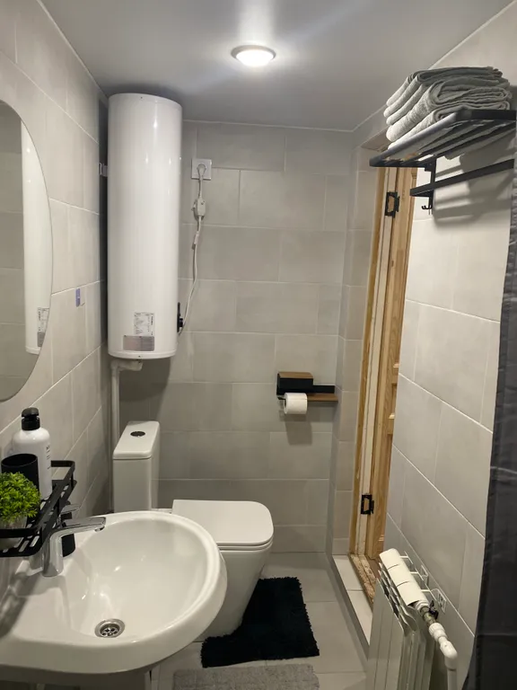 Уютный номер на берегу реки Волхов