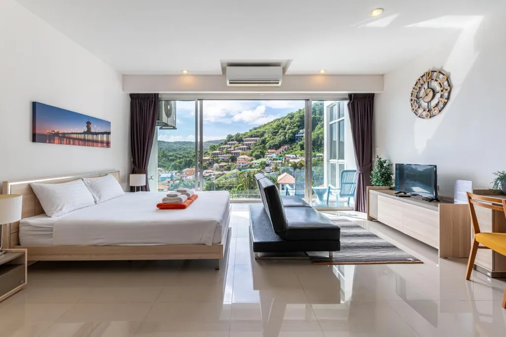 Квартира Карон. Студия с видом на горы в знаменитом Chic Condo, 4 этаж — аренда посуточно в Пхукет