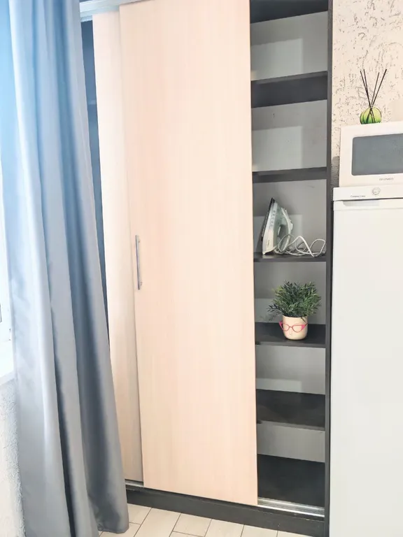 Дом в городе с зоной барбекю