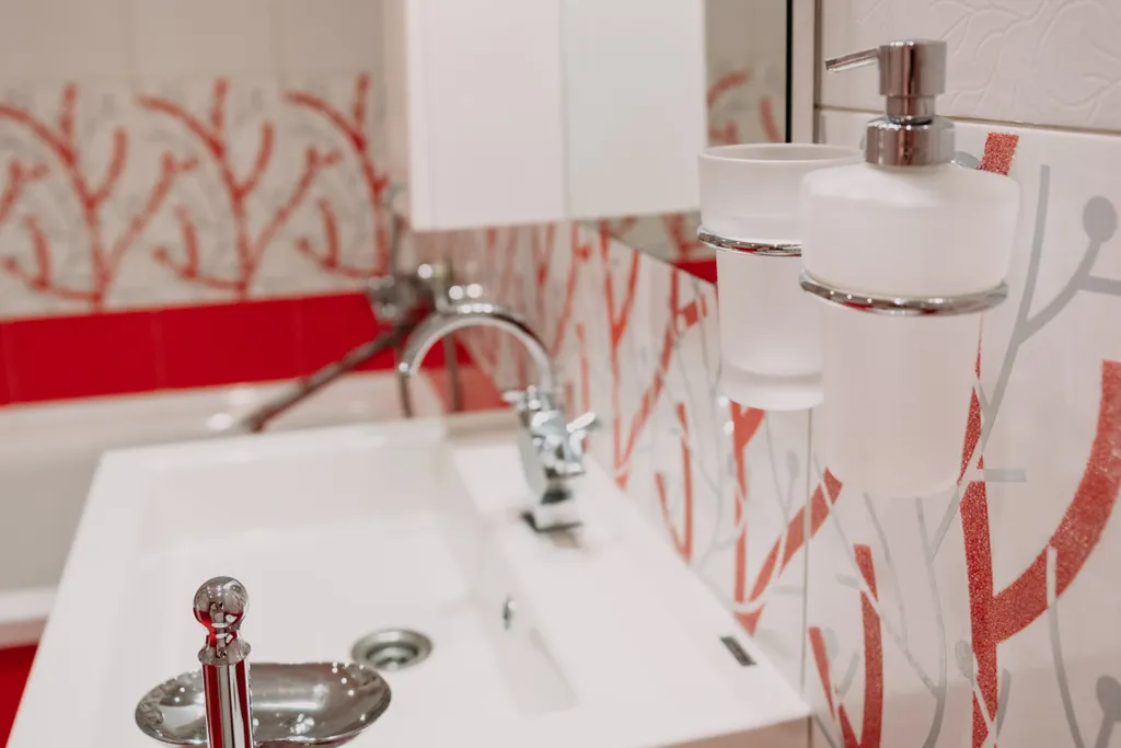 Квартира Апартаменты возле планеты, в ярком цвете с бесплатным wi-fi — Красноярск