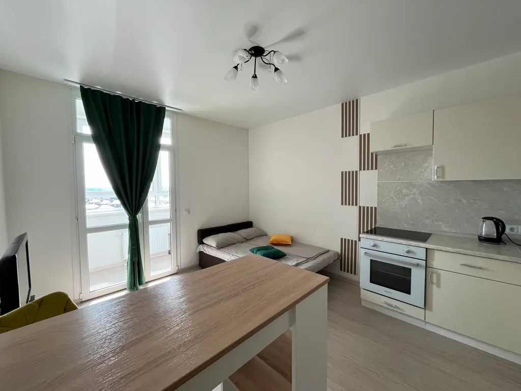 Уютная, новая квартира-студия в экологическом районе