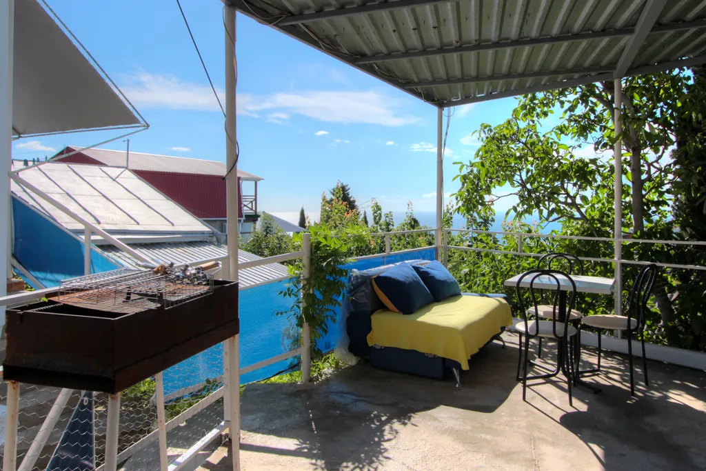 Апартаменты-студия №2 со всеми удобствами с террасой и парковкой