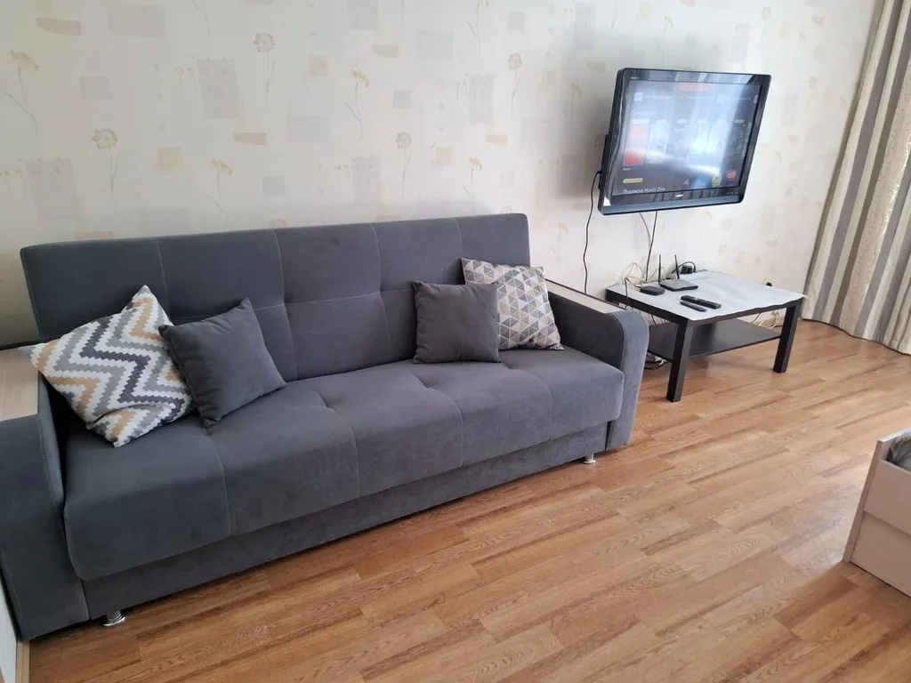 Ленинградская площадь, центр