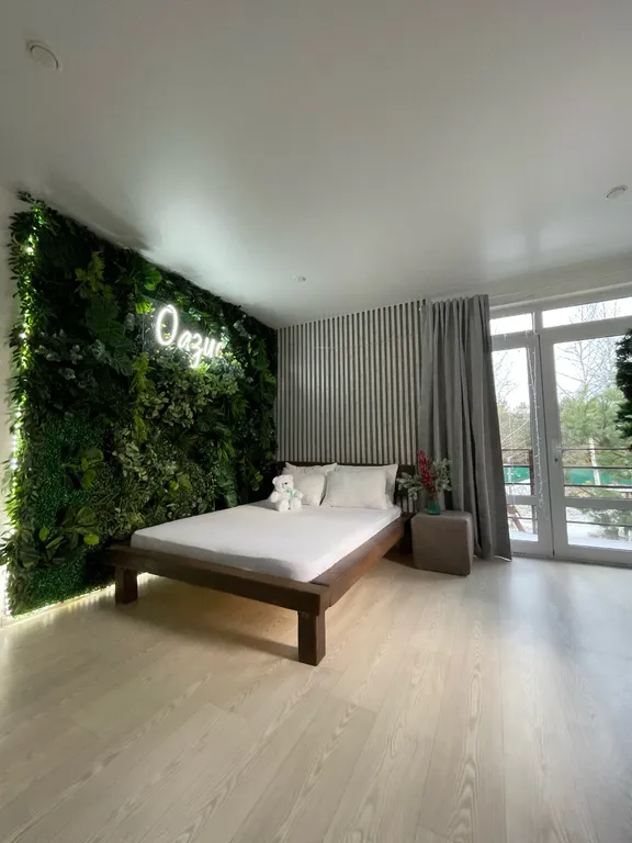 Уютный дом с видом на лес