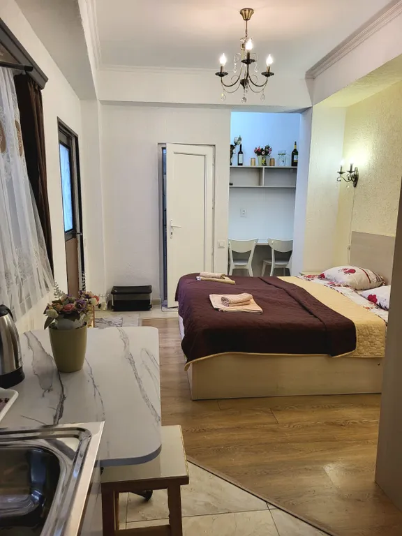 2 комнаты в центре Старого города