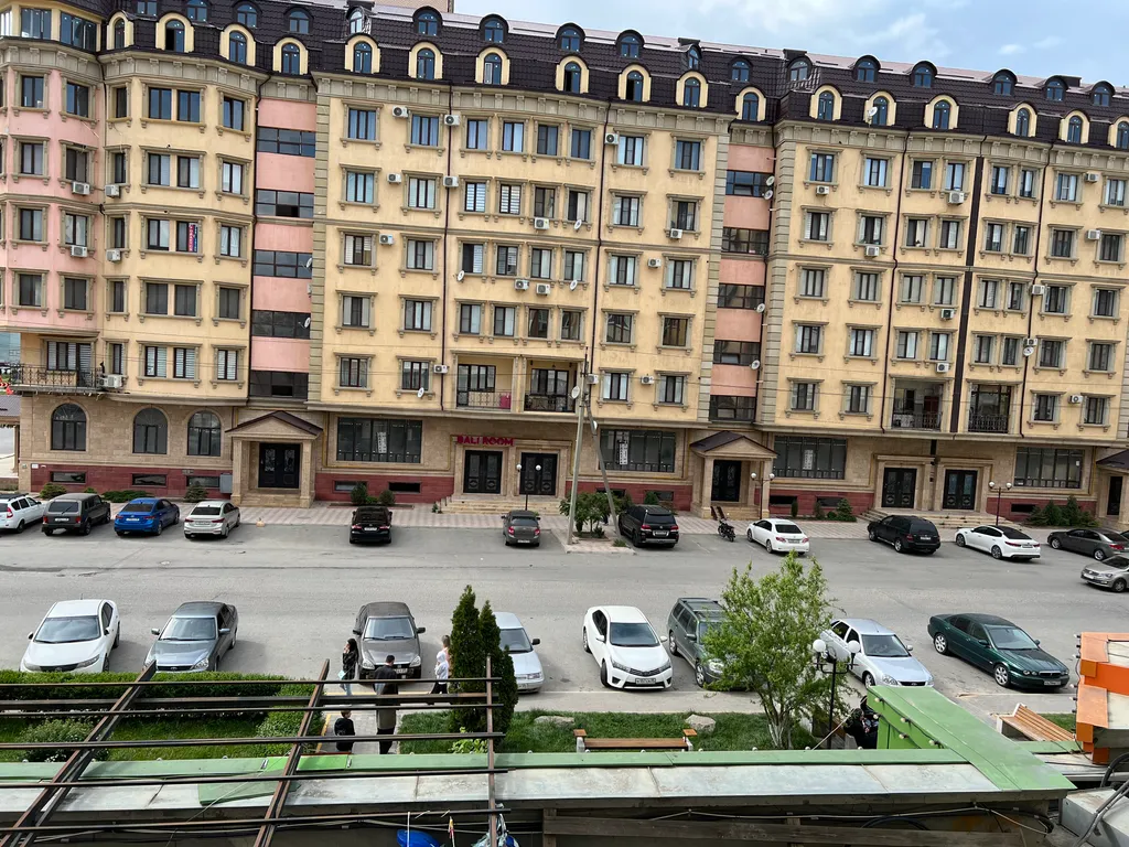 Уютная квартира в центре города, в пятистах метрах от моря