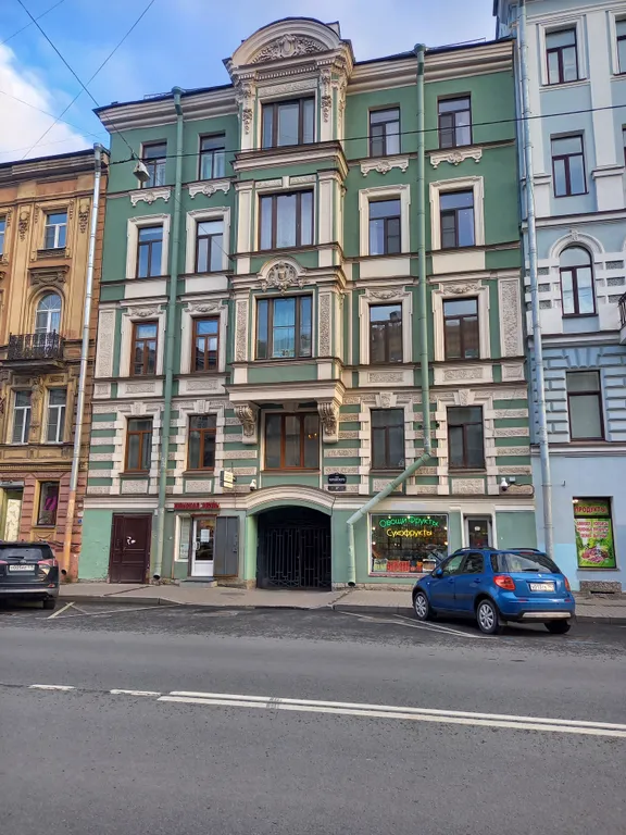 Классический апартамент со всеми удобствами в центре
