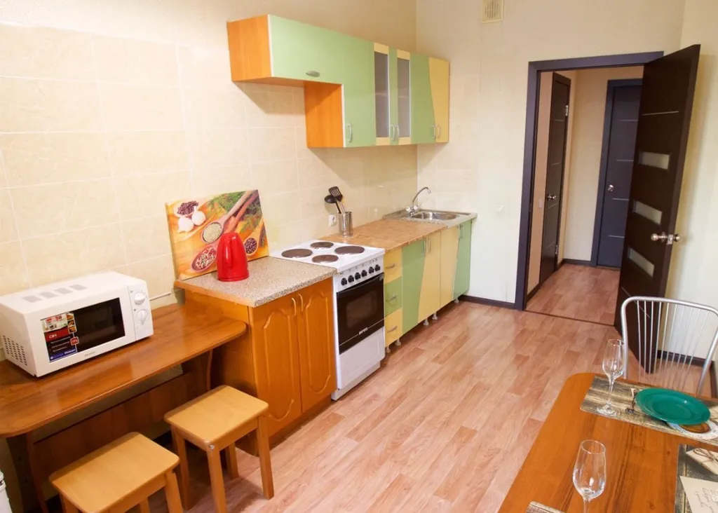 Квартира Большая однокомнатная квартира напротив трц планета — Красноярск