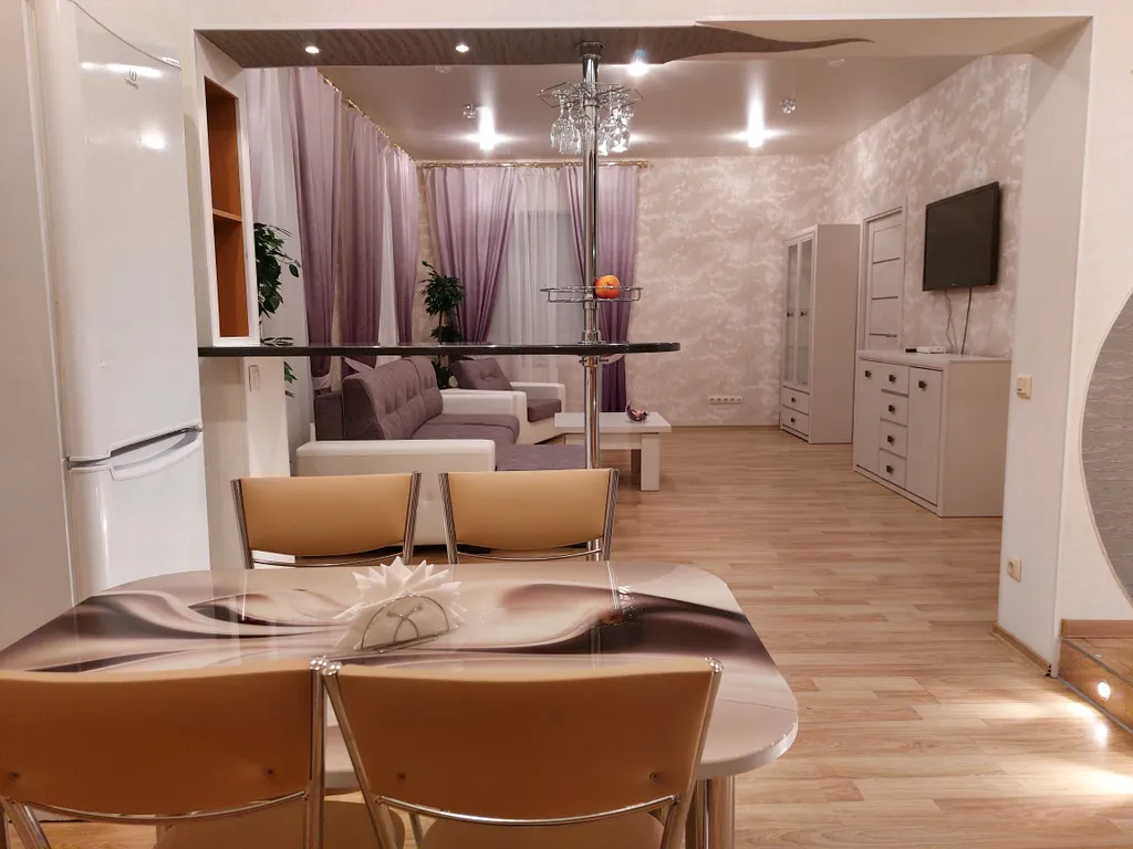 Просторный дом с баней для вашего отдыха рядом с Минском