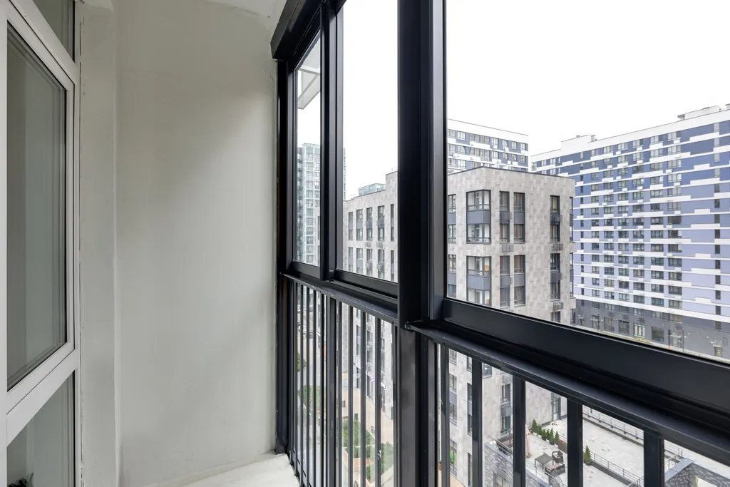 Однушка Нуар с балконом и парковкой в 15 минутах от а/э Внуково