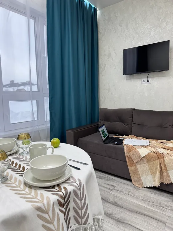 Квартира с видом на гору Кубес