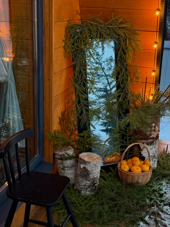 Уютный треугольный Ромашковый дом.