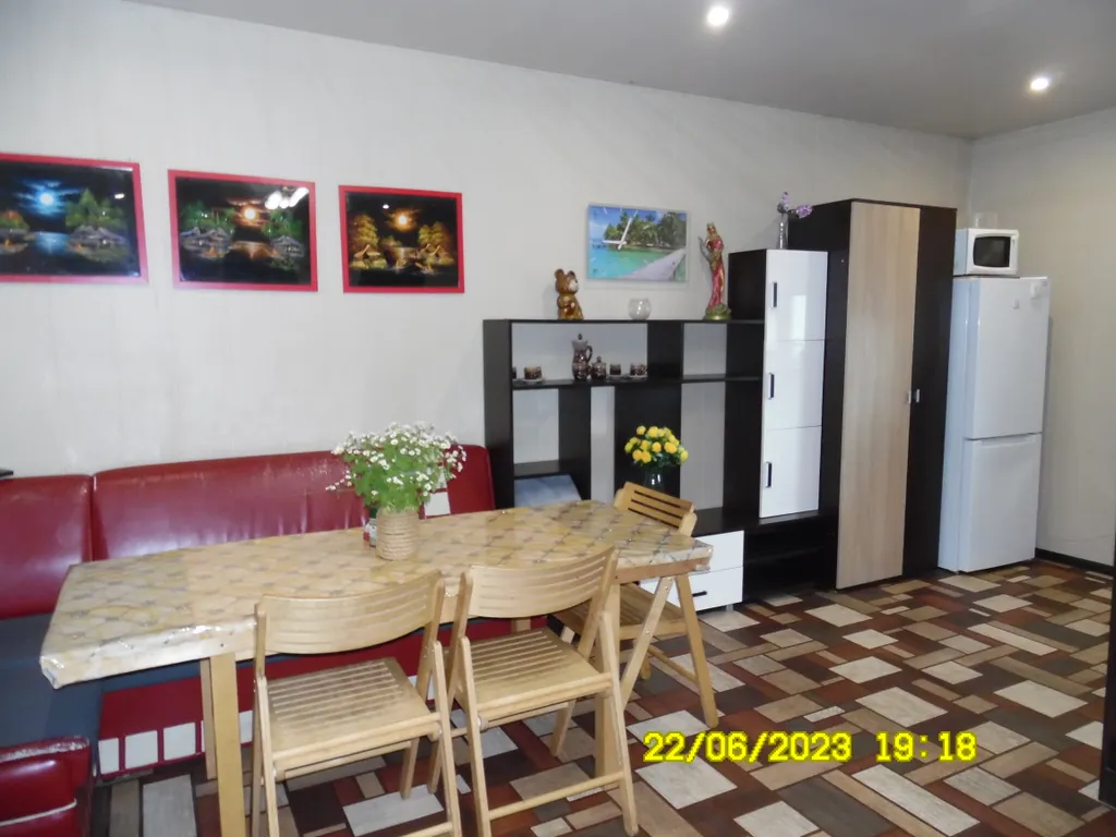 Уютная комфортная  половина дома с отдельным входом