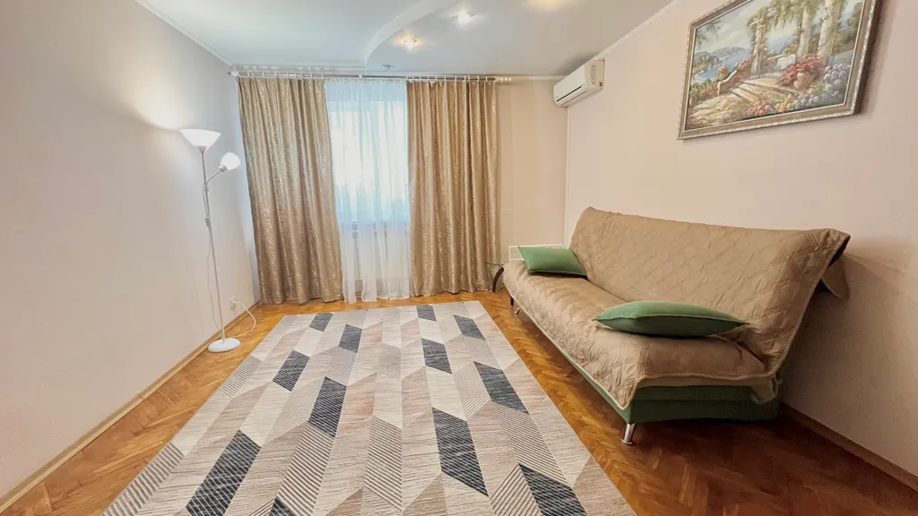 Трехкомнатная квартира в центре города