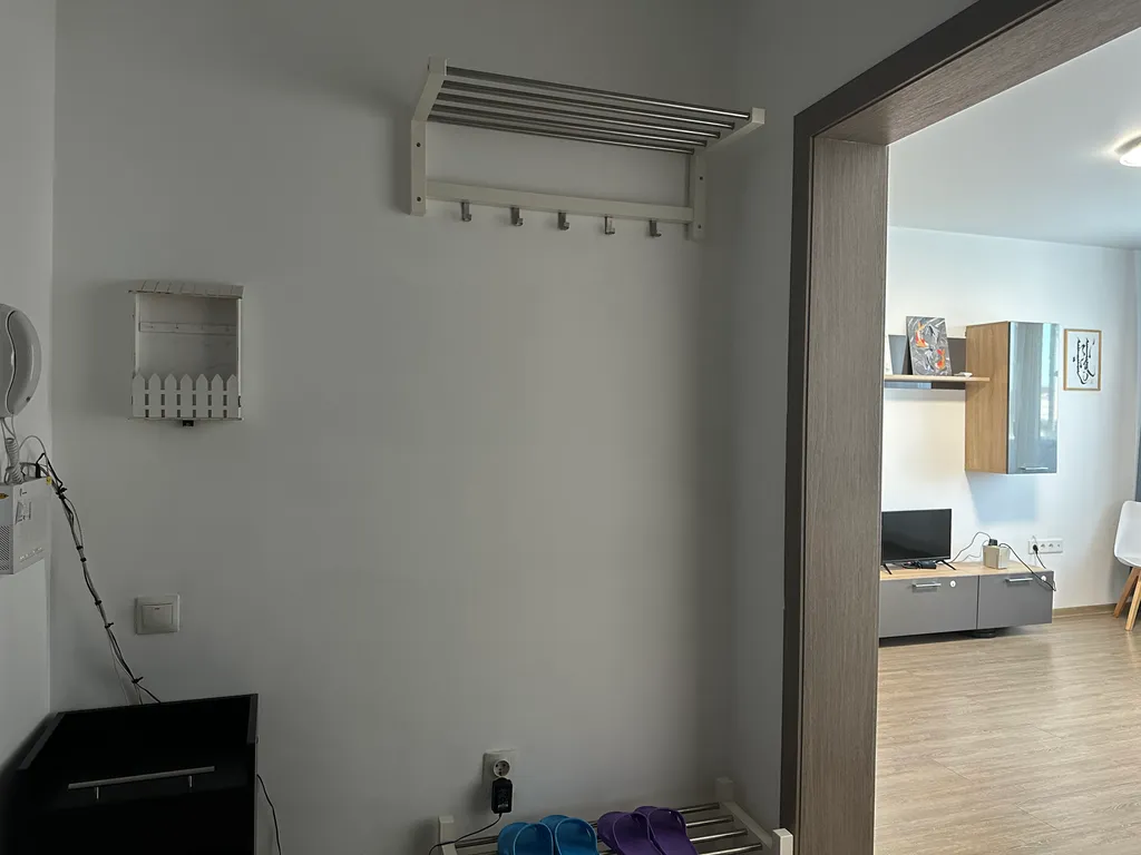 Просторная квартира рядом с ДРКБ, БСМП, военным госпиталем.