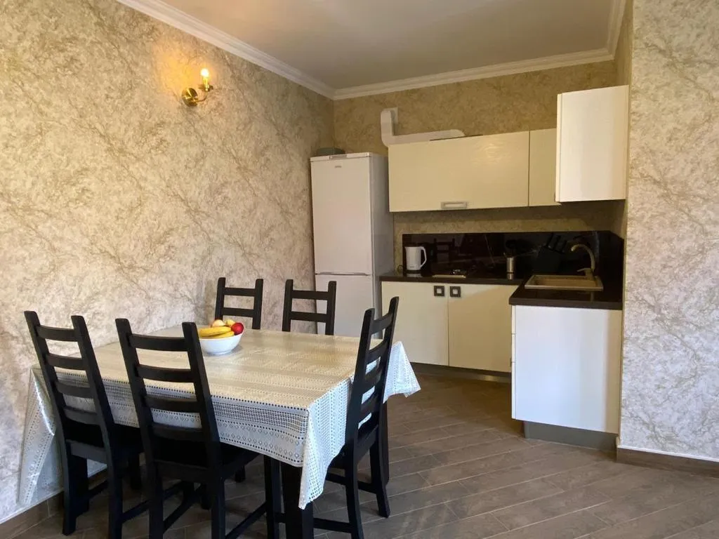 Домики на берегу моря