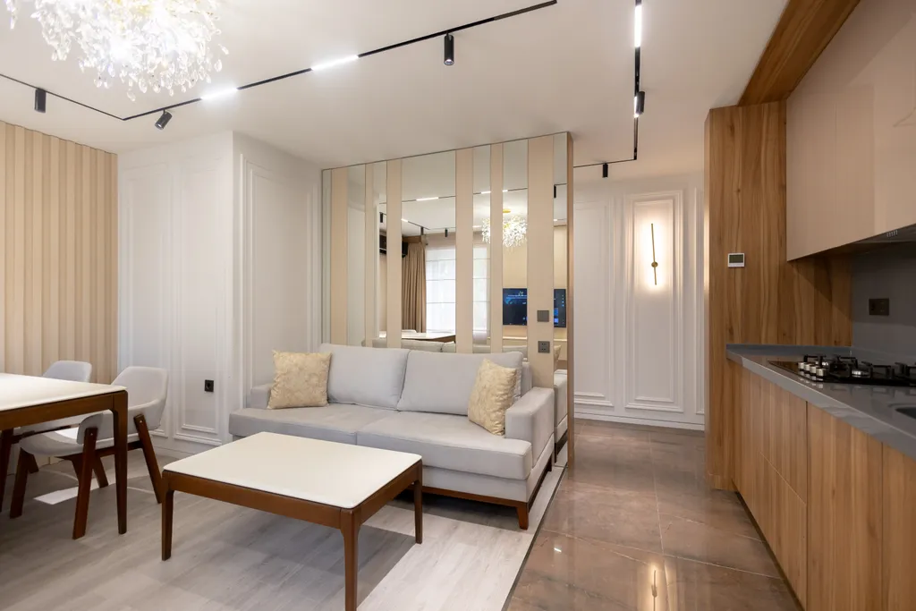 Современная дизайнерская квартира рядом с метро