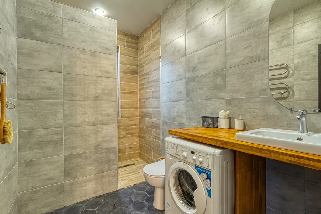 Уютное гостевое шале Shale de Family на берегу озера