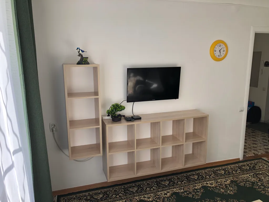 Вот она, двушка - сладкая подушка