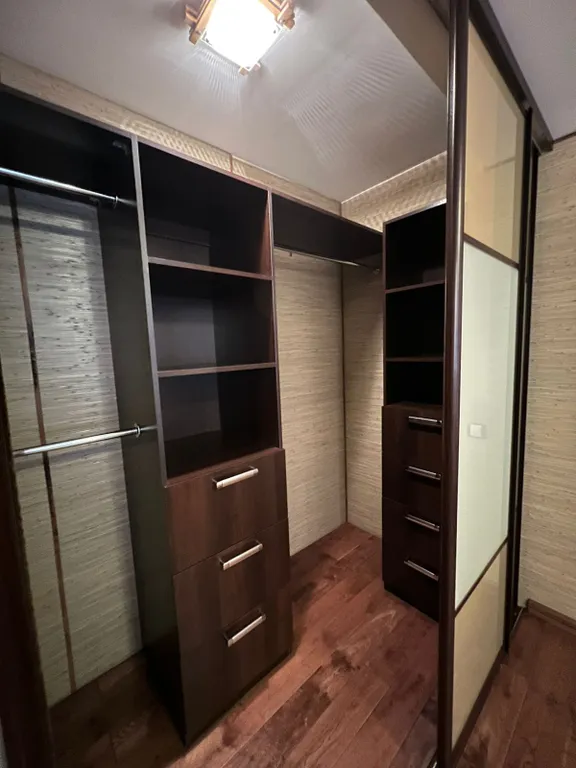 J&N Apartments Двухкомнатные апартаменты с гидромассажной ванной