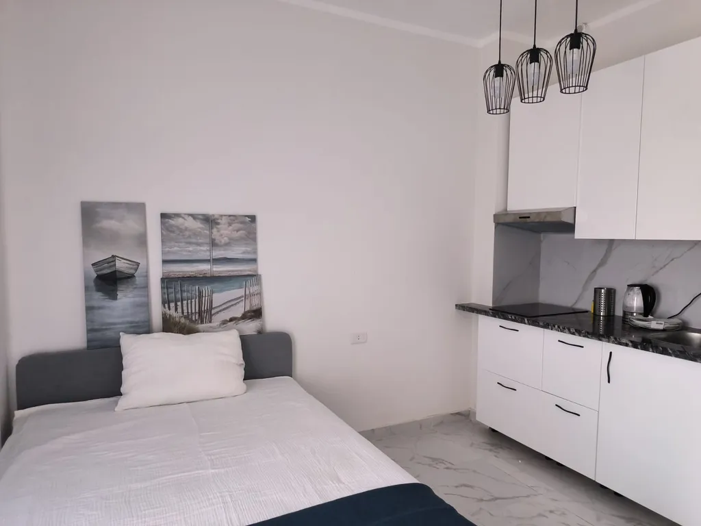 Уютная квартира-студия с видом на море и сад на берегу моря