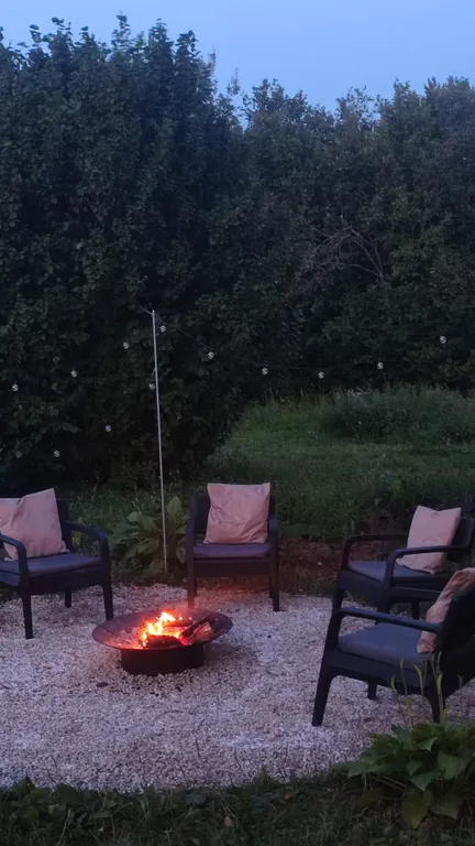 Современный дом с панорамными окнами и сауной