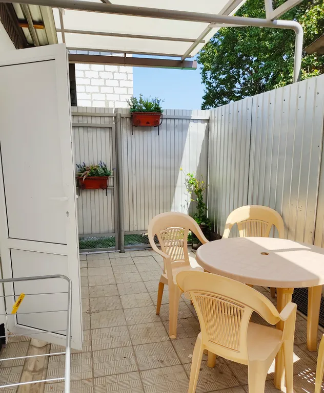 Коттедж Домик в Ейске — аренда посуточно в Ейск