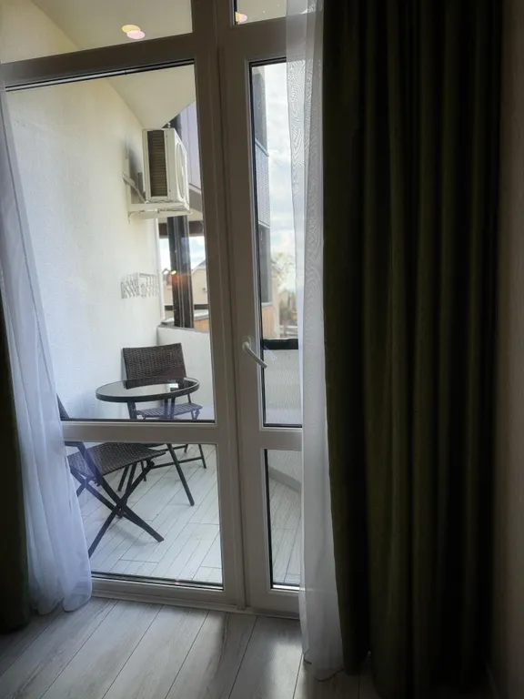 Апартаменты в 3 минутах до моря с видом на море и горы