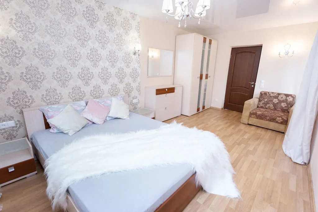 Просторная 3-х комнатная квартира возле станции метро Молодежная