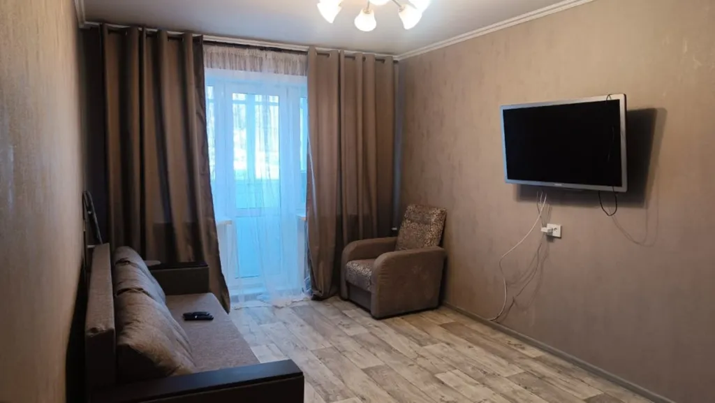 2 комнатная квартира с муз. колонкой возле горнолыжной трассы