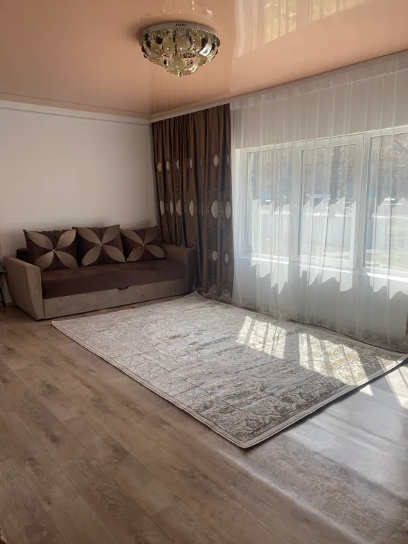 Коттедж Большой, уютный дом — аренда посуточно в Горно-Алтайск