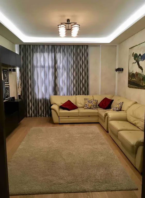 Современная квартира по улице недалеко от вокзала